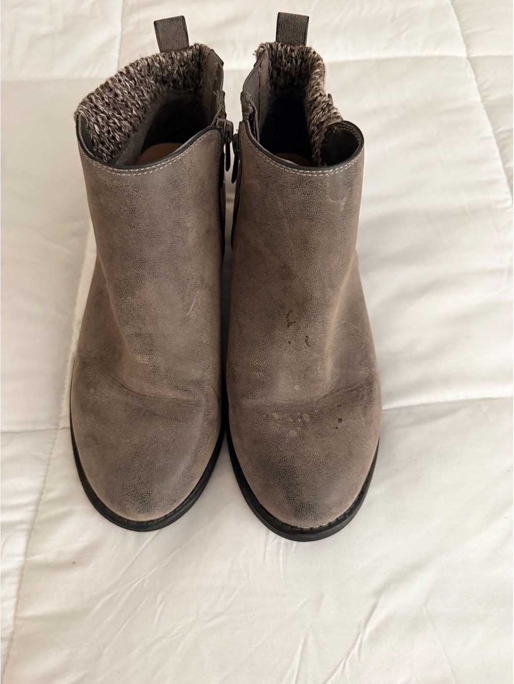 Women's Gray Ankle Boots with Faux Fur Lining and Side Zips